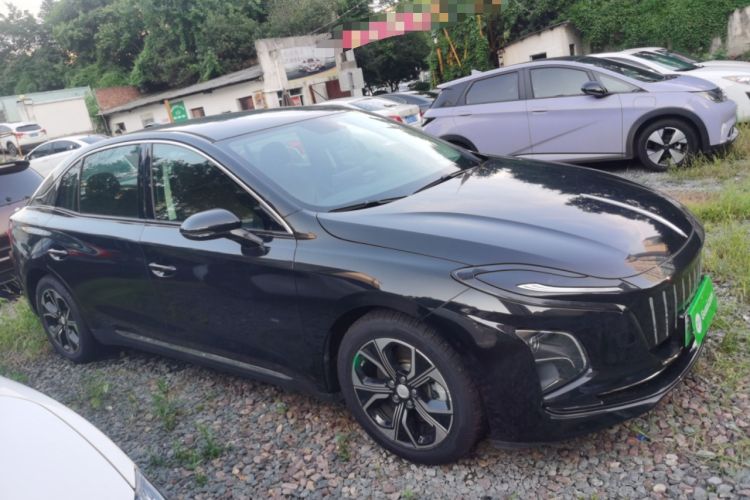 Used Hongqi E-QM5 2021 Charging T3 Version 4 Seats Exterior 2
