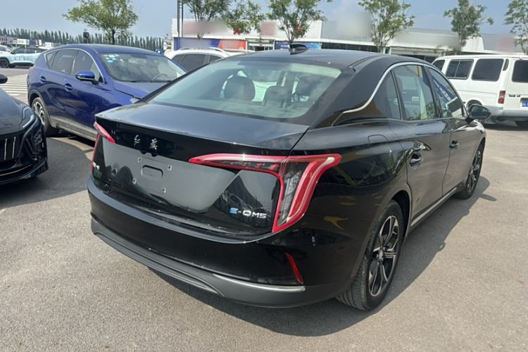 Used Hongqi E-QM5 2021 Charging Version Flagship Edition Exterior 4