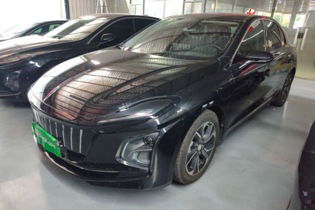 Używany Hongqi E-QM5 2021 Online Booking Charging T3 Edition 4 Seats