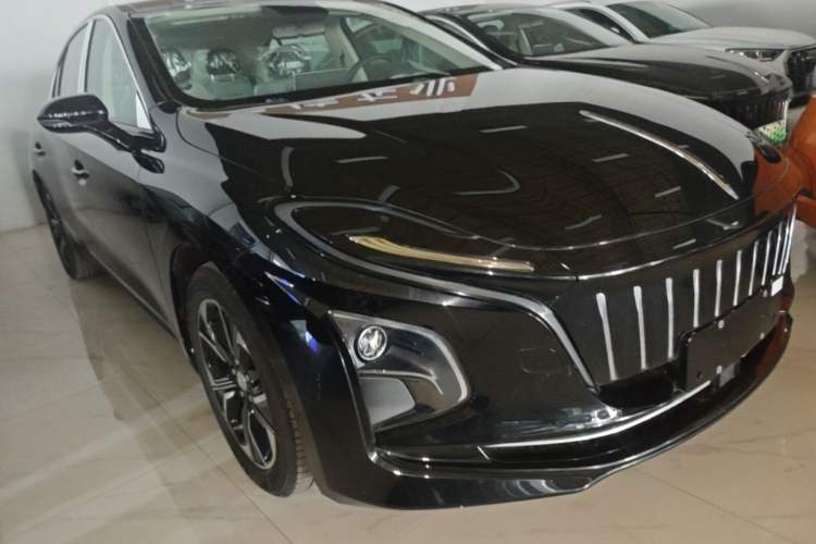 Used Hongqi E-QM5 2021 Online Booking Charging Basic Edition 5 Seats Front Right 45 Deg