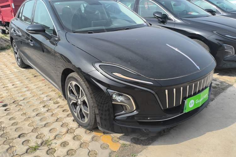 Used Hongqi E-QM5 2021 Online Booking Charging Basic Edition 5 Seats Front Right 45 Deg