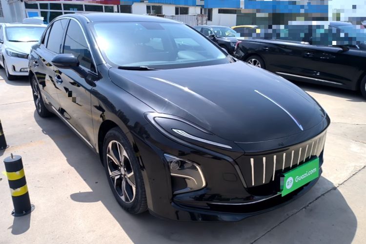 Used Hongqi E-QM5 2021 Online Booking Charging Basic Edition 5 Seats Front Right 45 Deg