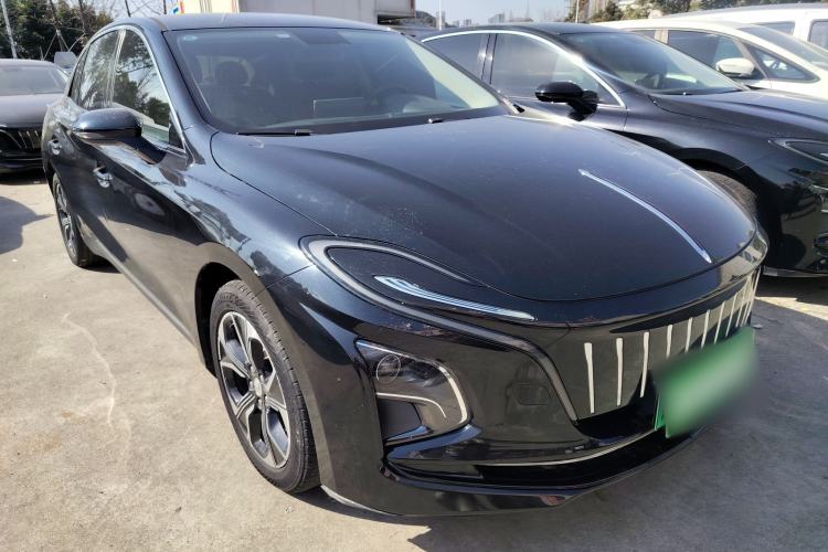 Used Hongqi E-QM5 2021 Charging Flagship Edition Front Right 45 Deg
