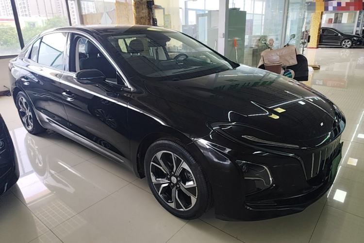 Used Hongqi E-QM5 2021 Online Booking Charging T3 Edition 5-Seater Front Right 45 Deg