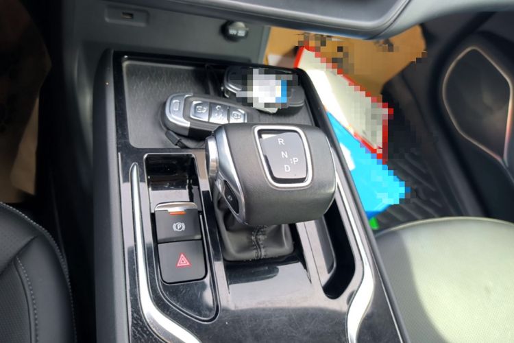 Used Hongqi E-QM5 2021 Online Booking Charging Basic Edition 5 Seats Gear Lever