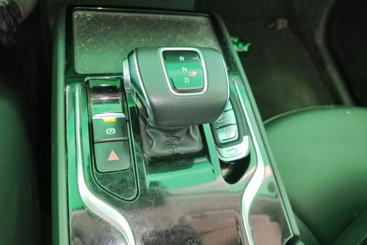 Used Hongqi E-QM5 2021 Charging Version Flagship Edition Gear Lever