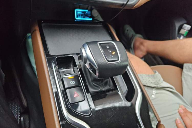Used Hongqi E-QM5 2021 Charging Didi Edition Gear Lever