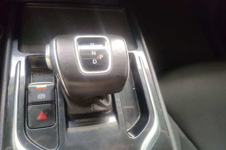 Used Hongqi E-QM5 2021 Online Booking Charging T3 Edition 5-Seater Gear Lever