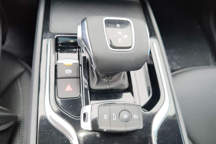 Used Hongqi E-QM5 2021 Charging Version Flagship Edition Gear Lever