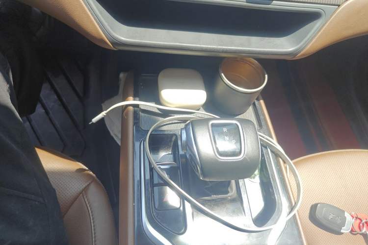 Used Hongqi E-QM5 2021 Charging T3 Version 4 Seats Gear Lever