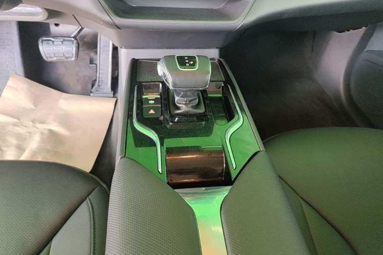 Used Hongqi E-QM5 2021 Charging Flagship Edition Gear Lever