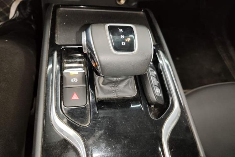 Used Hongqi E-QM5 2021 Charging Version Flagship Edition Gear Lever