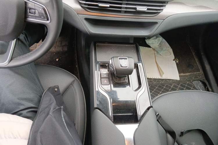 Used Hongqi E-QM5 2021 Charging Version Flagship Edition Gear Lever