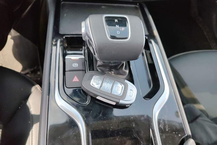 Used Hongqi E-QM5 2021 Charging Version Flagship Edition Gear Lever