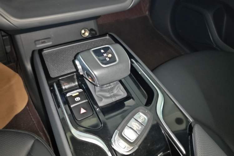 Used Hongqi E-QM5 2021 Charging Version Flagship Edition Gear Lever
