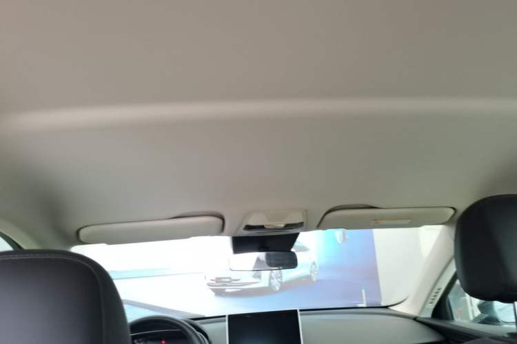 Used Hongqi E-QM5 2021 Online Booking Charging T3 Edition 5-Seater Headliner