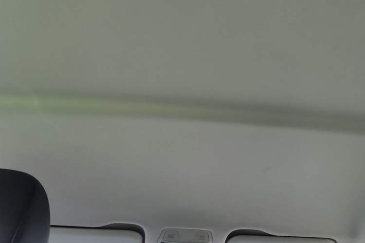 Used Hongqi E-QM5 2021 Online Booking Charging Basic Edition 5 Seats Headliner