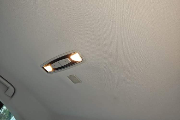 Used Hongqi E-QM5 2021 Charging T3 Version 4 Seats Headliner