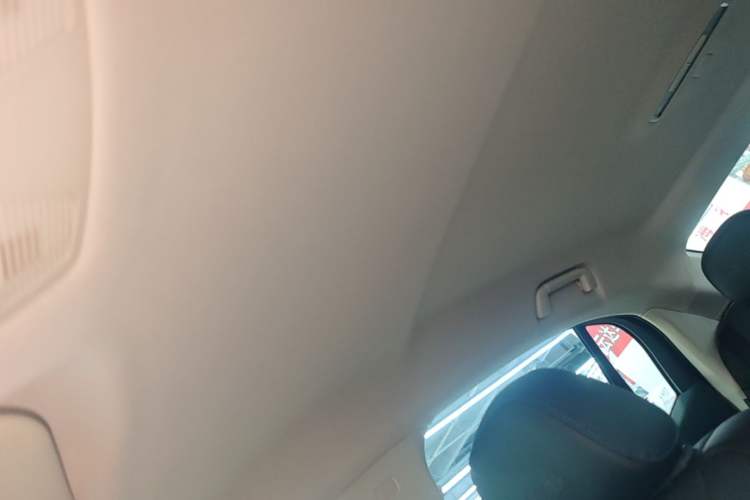 Used Hongqi E-QM5 2021 Online Booking Charging T3 Edition 5-Seater Headliner