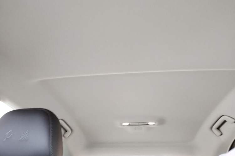 Used Hongqi E-QM5 2021 Charging Version Flagship Edition Headliner