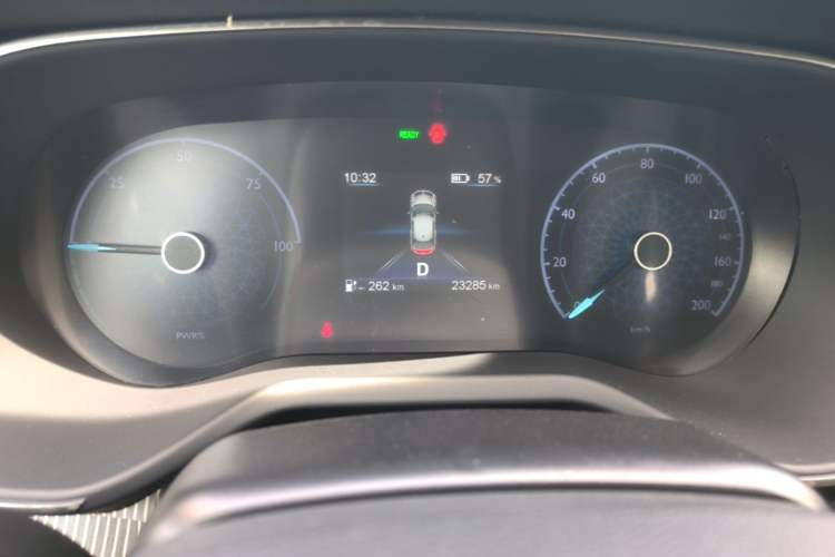 Used Hongqi E-QM5 2021 Online Booking Charging Basic Edition 5 Seats Instrument Cluster