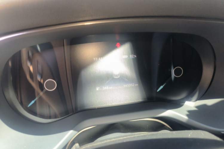 Used Hongqi E-QM5 2021 Online Booking Charging T3 Edition 5-Seater Instrument Cluster
