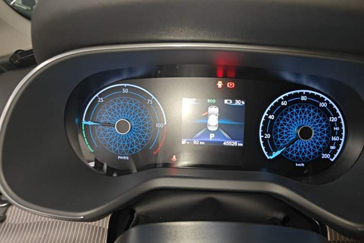Used Hongqi E-QM5 2021 Online Booking Charging Basic Edition 5 Seats Instrument Cluster