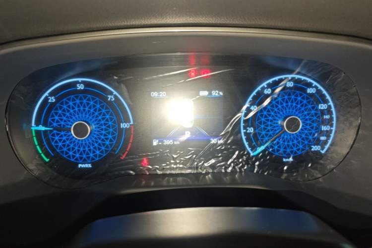 Used Hongqi E-QM5 2021 Online Booking Charging Basic Edition 5 Seats Instrument Cluster