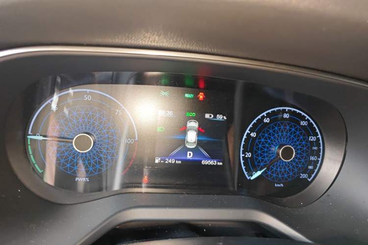 Used Hongqi E-QM5 2021 Charging T3 Version 4 Seats Instrument Cluster