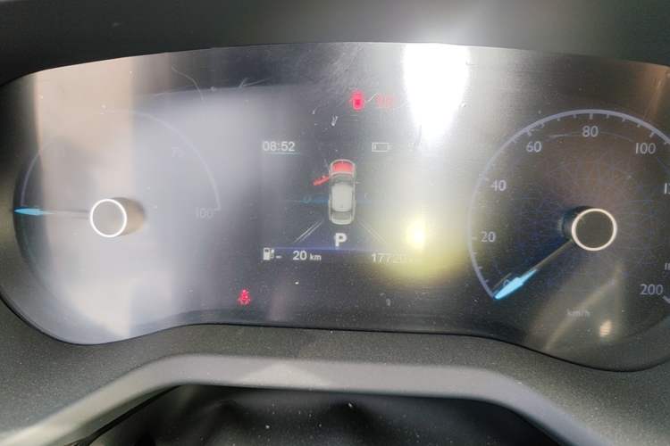 Used Hongqi E-QM5 2021 Charging Version Flagship Edition Instrument Cluster