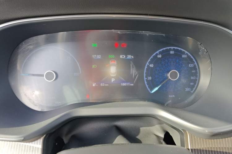 Used Hongqi E-QM5 2021 Charging Version Flagship Edition Instrument Cluster