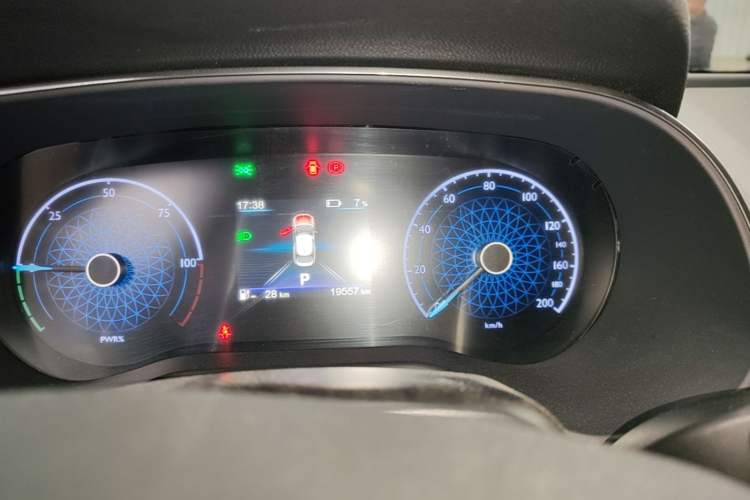 Used Hongqi E-QM5 2021 Charging Version Flagship Edition Instrument Cluster