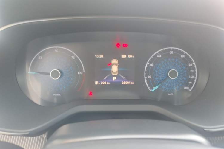 Used Hongqi E-QM5 2021 Online Booking Charging Basic Edition 5 Seats Instrument Cluster