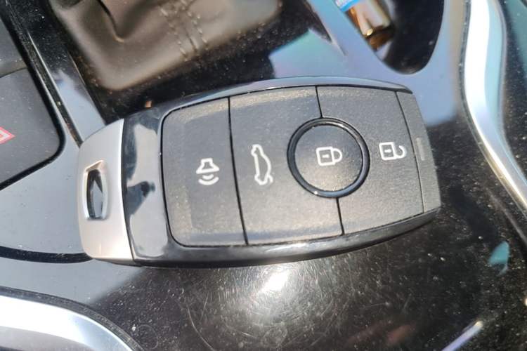 Used Hongqi E-QM5 2021 Charging Version Flagship Edition Interior 1