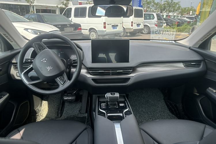 Used Hongqi E-QM5 2021 Charging Version Flagship Edition Interior 1