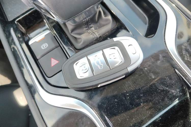 Used Hongqi E-QM5 2021 Charging Version Flagship Edition Interior 1