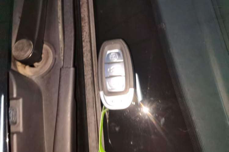 Used Hongqi E-QM5 2021 Charging Version Flagship Edition Interior 1