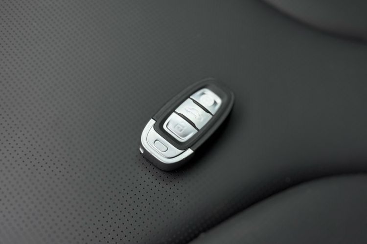 Used Hongqi E-QM5 2021 Online Booking Charging T3 Edition 5-Seater Interior 2