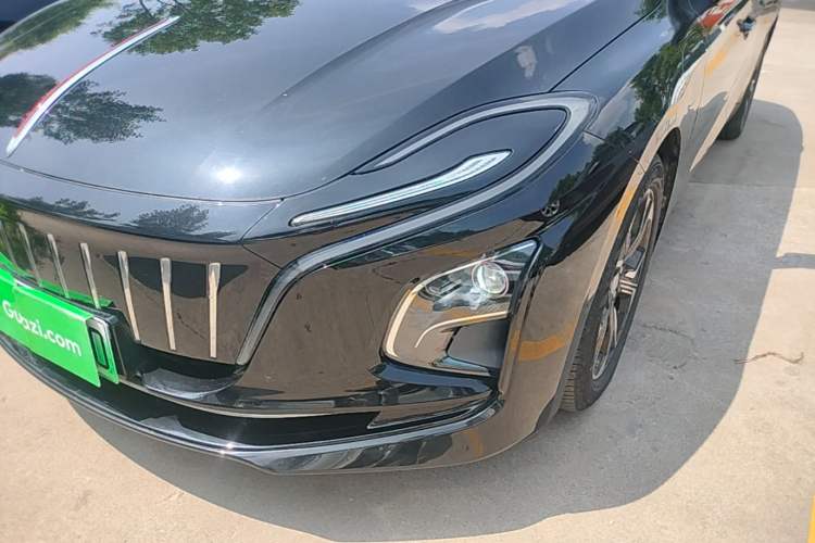 Used Hongqi E-QM5 2021 Charging T3 Version 5 Seats Left Front Headlight