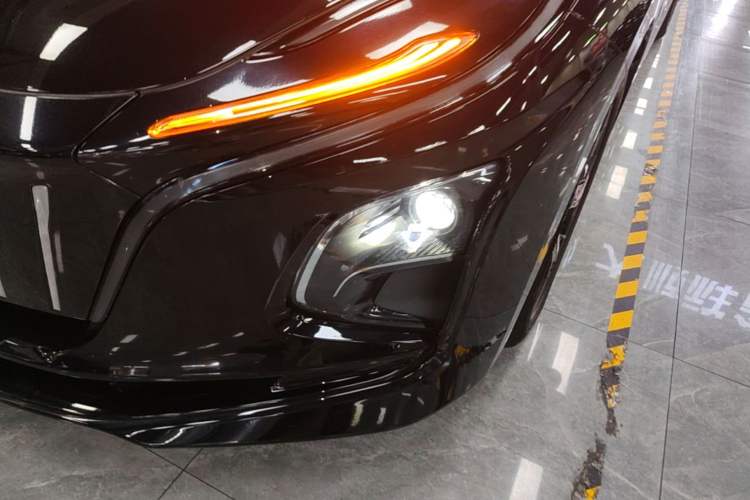Used Hongqi E-QM5 2021 Charging Version Flagship Edition Left Front Headlight