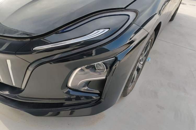 Used Hongqi E-QM5 2021 Charging Version Flagship Edition Left Front Headlight