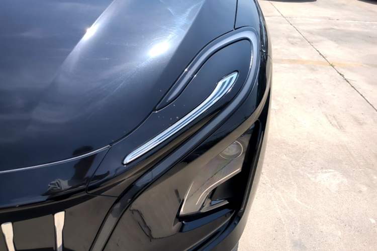 Used Hongqi E-QM5 2021 Online Booking Charging Basic Edition 5 Seats Left Front Headlight