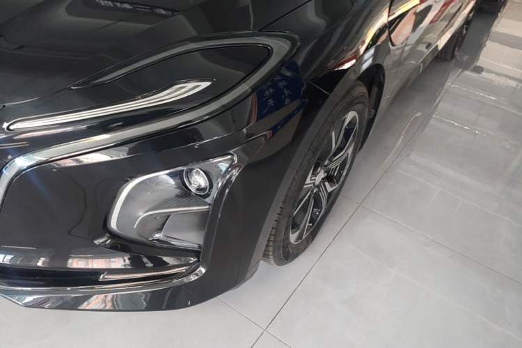 Used Hongqi E-QM5 2021 Ride-Hailing Charging—Didi Edition 5 Seats Left Front Headlight