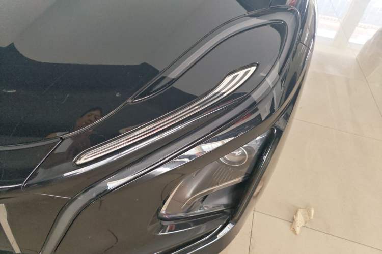 Used Hongqi E-QM5 2021 Online Booking Charging Basic Edition 5 Seats Left Front Headlight