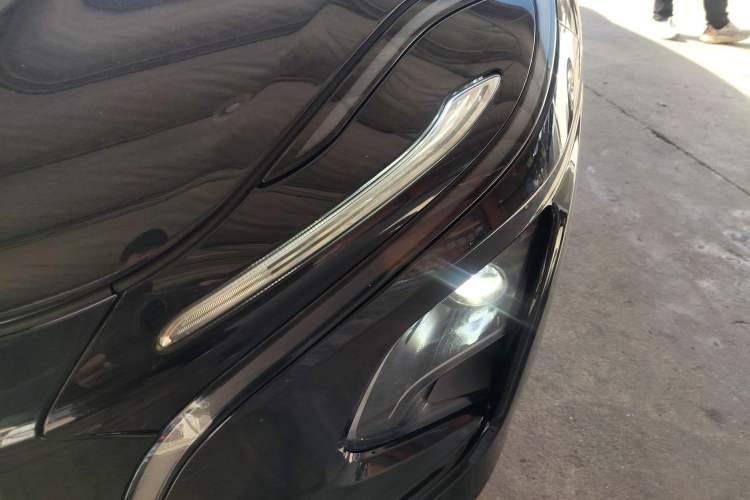 Used Hongqi E-QM5 2021 Charging Flagship Edition Left Front Headlight