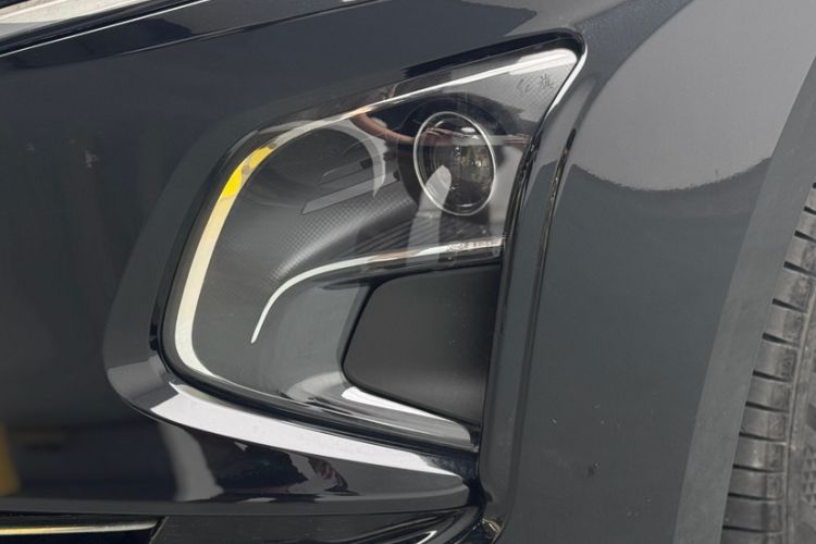 Used Hongqi E-QM5 2021 Online Booking Charging T3 Edition 5-Seater Left Front Headlight