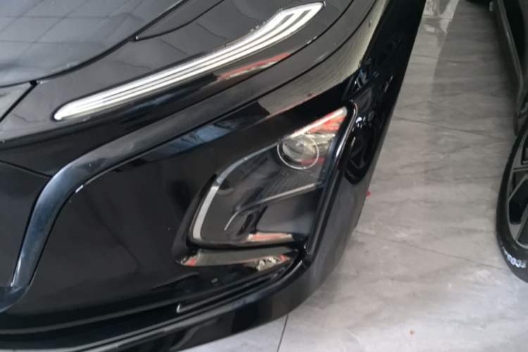 Used Hongqi E-QM5 2021 Online Booking Charging Basic Edition 4 Seats Left Front Headlight