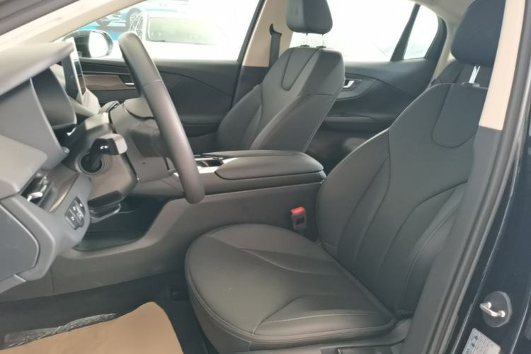 Used Hongqi E-QM5 2021 Online Booking Charging T3 Edition 5-Seater Left Front Seat