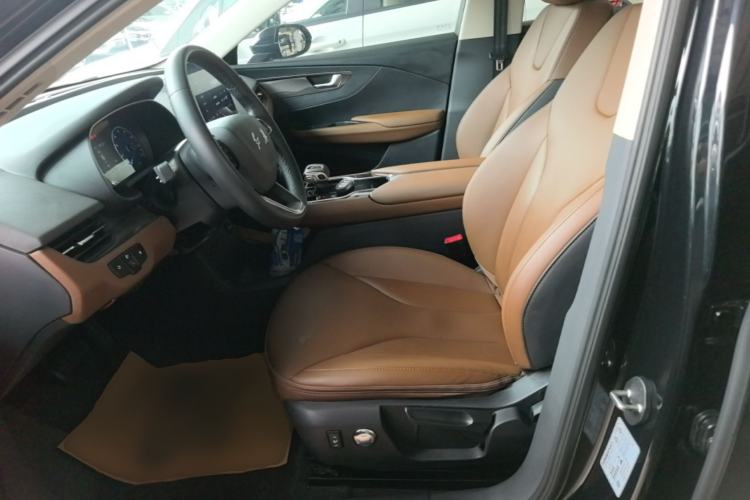 Used Hongqi E-QM5 2021 Online Booking Charging T3 Edition 4 Seats Left Front Seat