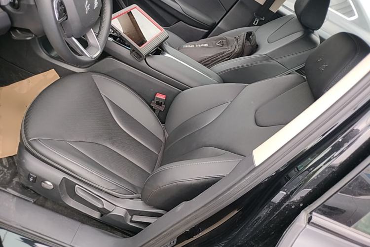 Used Hongqi E-QM5 2021 Online Booking Charging Basic Edition 5 Seats Left Front Seat